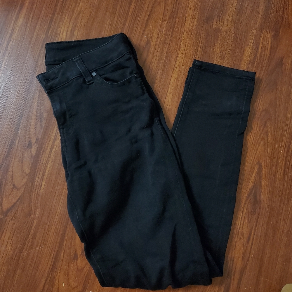 Black Skinny Jeans